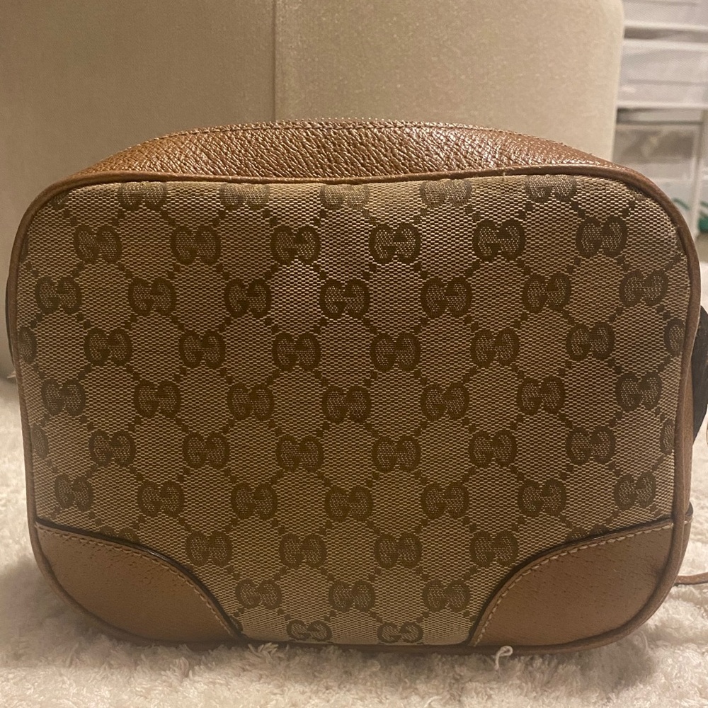 (Sold) Gucci Bree Original Canvas